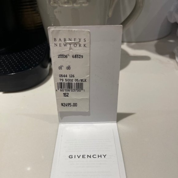 Givency Nightingale Large Handbag/ShoulderBag - Picture 6 of 8